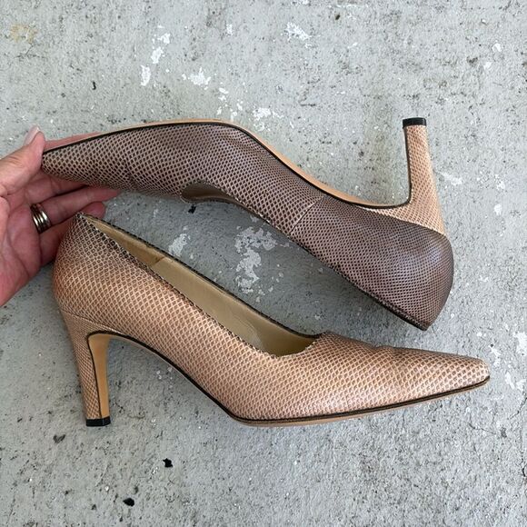 Salvatore Ferragamo Two tone heels - Picture 2 of 13